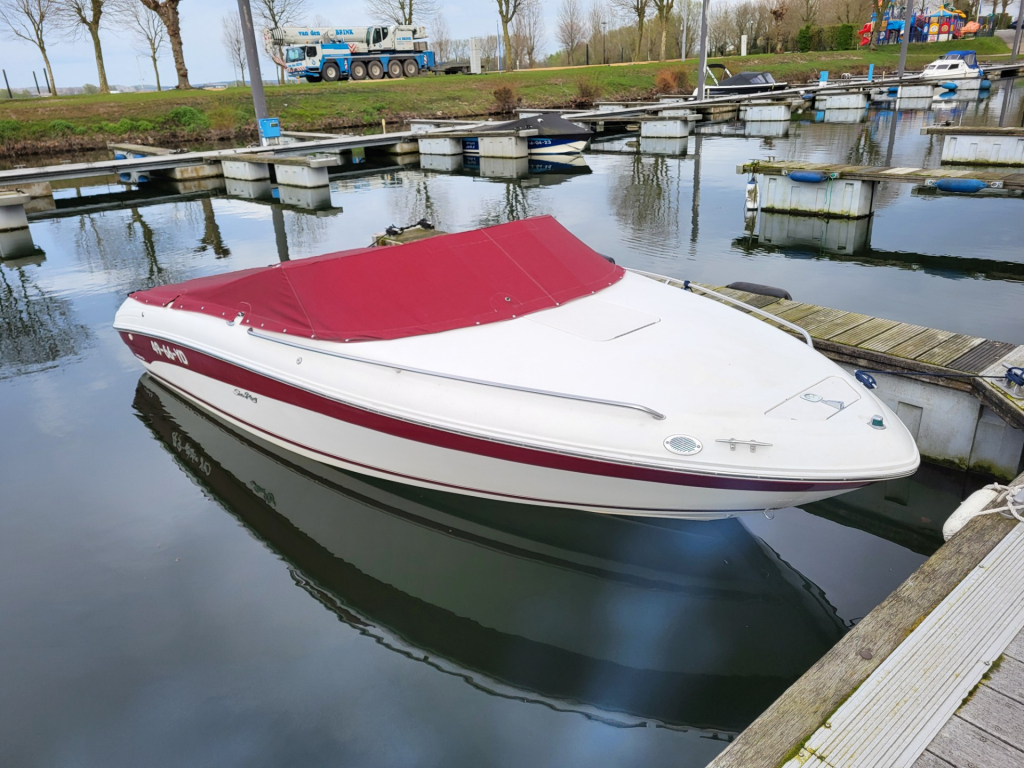 Sea Ray 190 1998 – 205pk sportboot met recente trailer