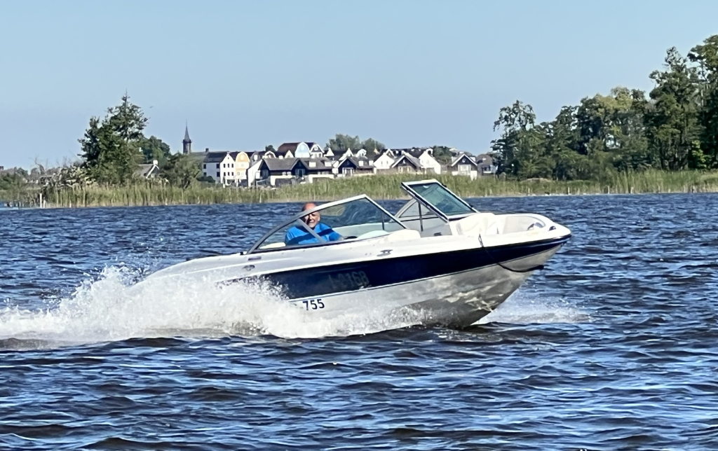 Bayliner 175 Bowrider 2008 – Sportieve daycruiser met 135pk - Foto 1