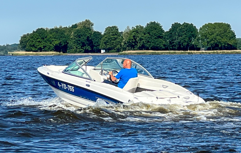 Bayliner 175 Bowrider 2008 – Sportieve daycruiser met 135pk - Foto 2