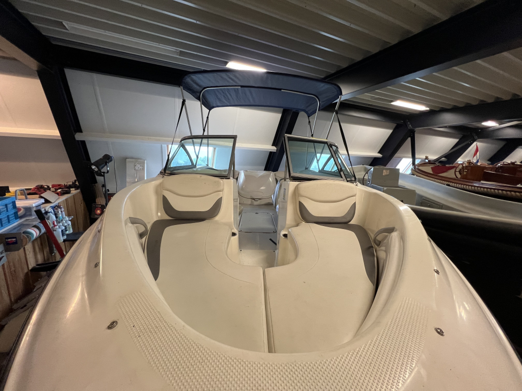 Bayliner 175 Bowrider 2008 – Sportieve daycruiser met 135pk - Foto 11