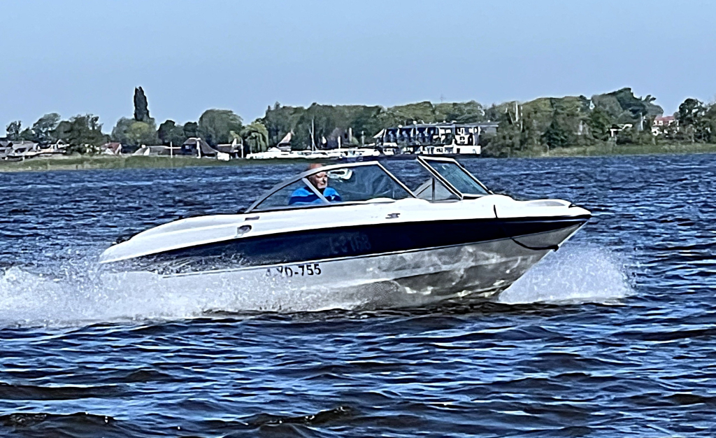 Bayliner 175 Bowrider 2008 – Sportieve daycruiser met 135pk - Foto 5