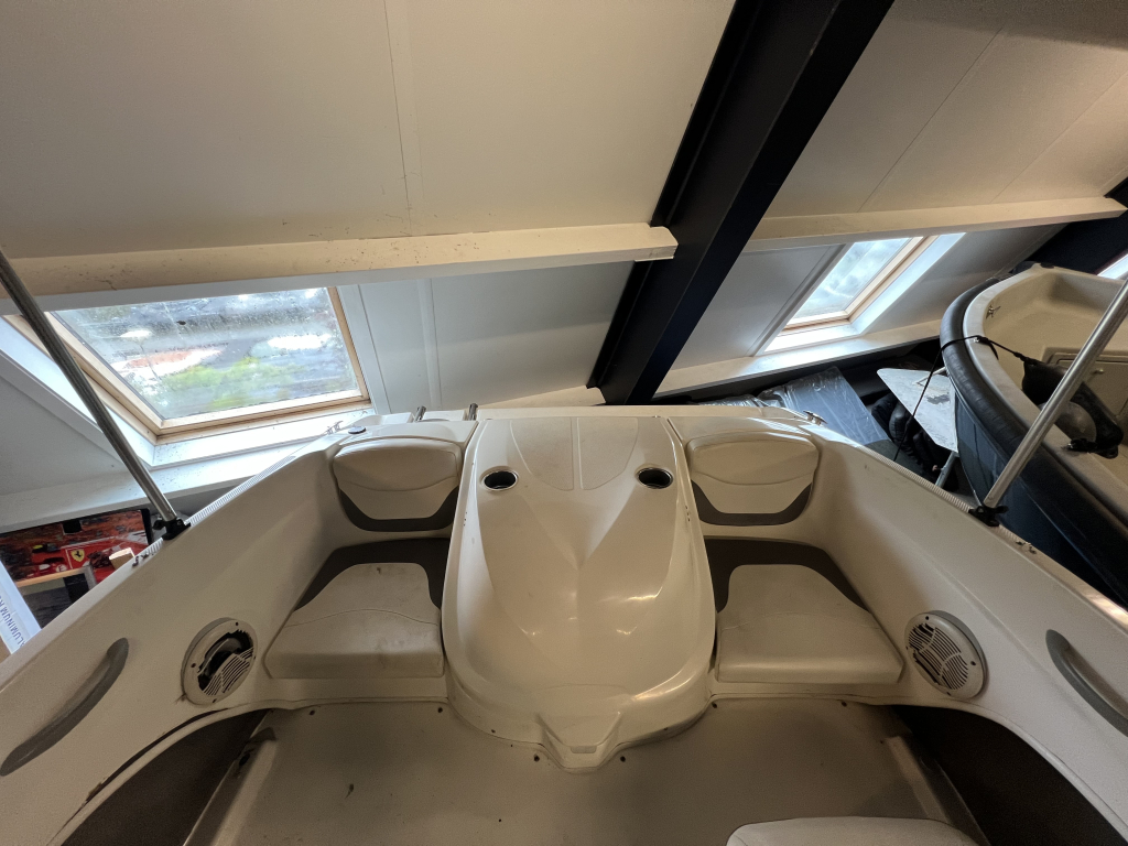 Bayliner 175 Bowrider 2008 – Sportieve daycruiser met 135pk - Foto 6