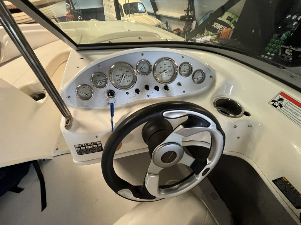 Bayliner 175 Bowrider 2008 – Sportieve daycruiser met 135pk - Foto 9