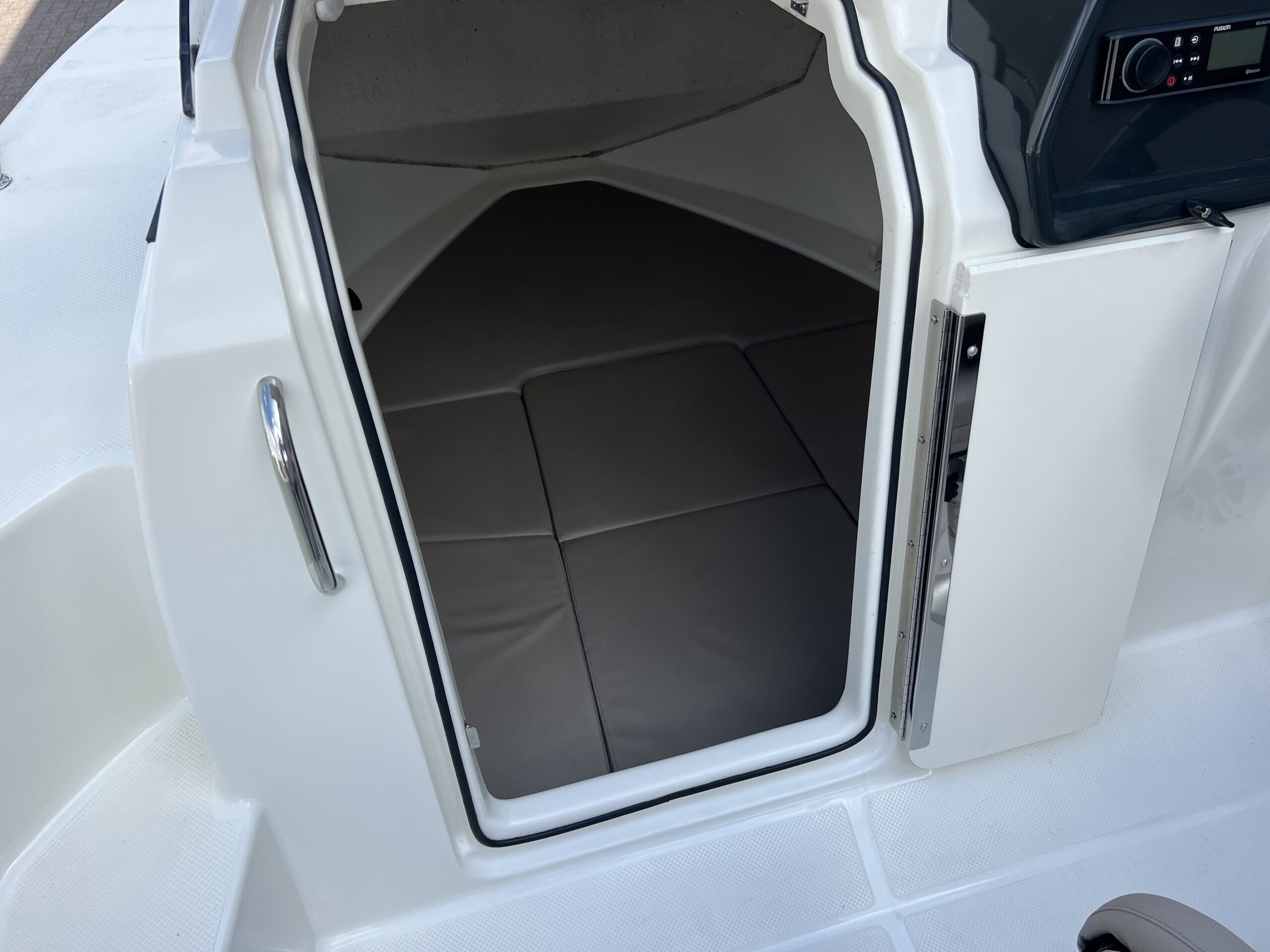 Quicksilver 455 Cabin – compacte cruiser met Mercury 50 PK - Foto 6