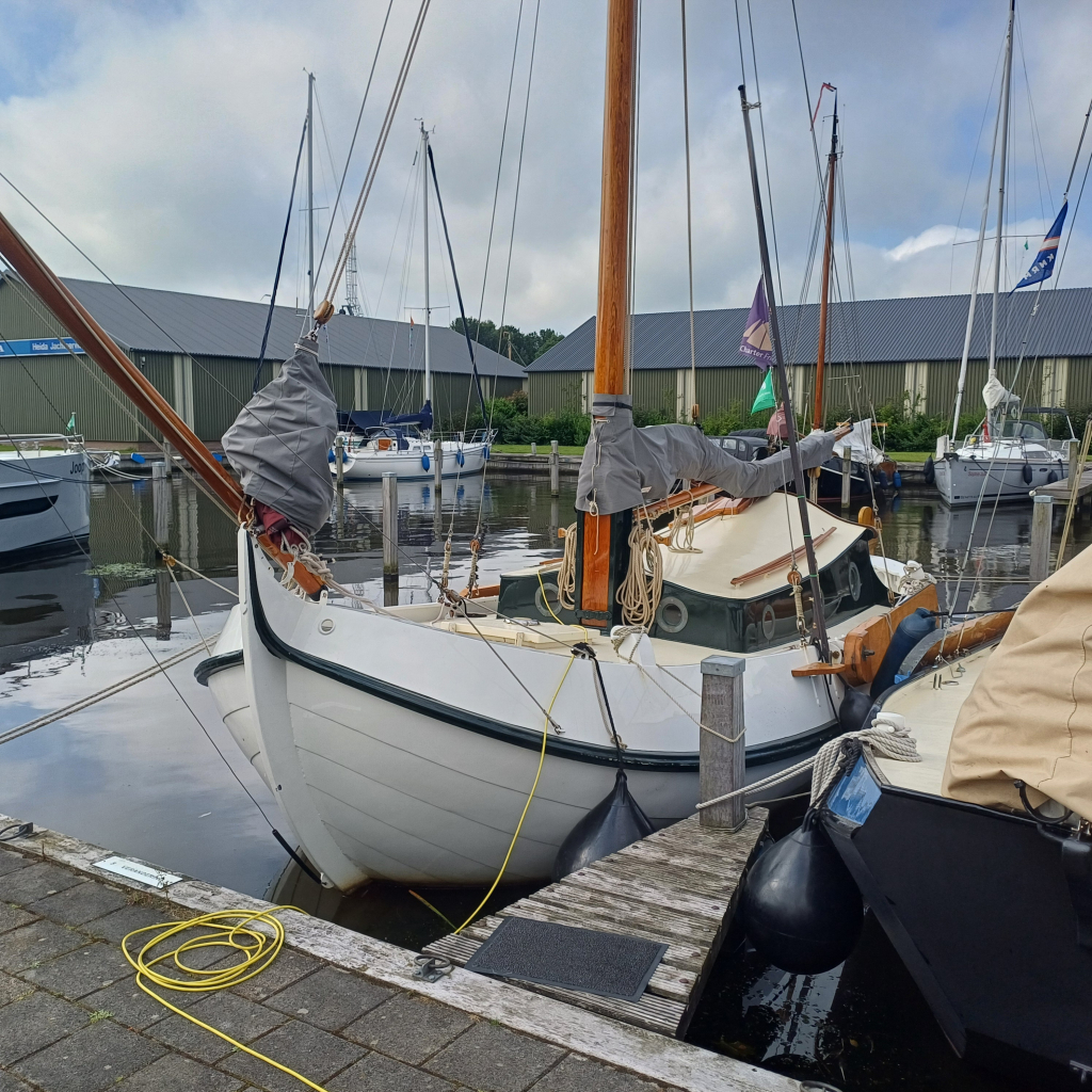 Bol Blokzijl 8.65m 1977 – Platbodem met geringe diepgang - Foto 2