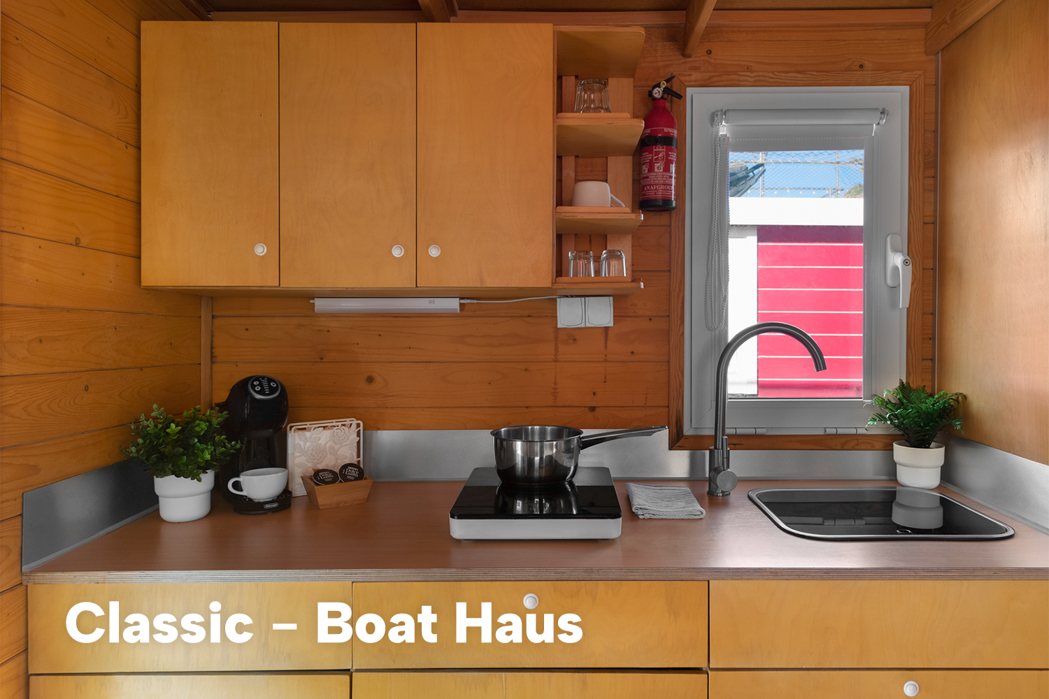 Boat Haus Mediterranean 8x3 Classic Houseboat - Foto 5