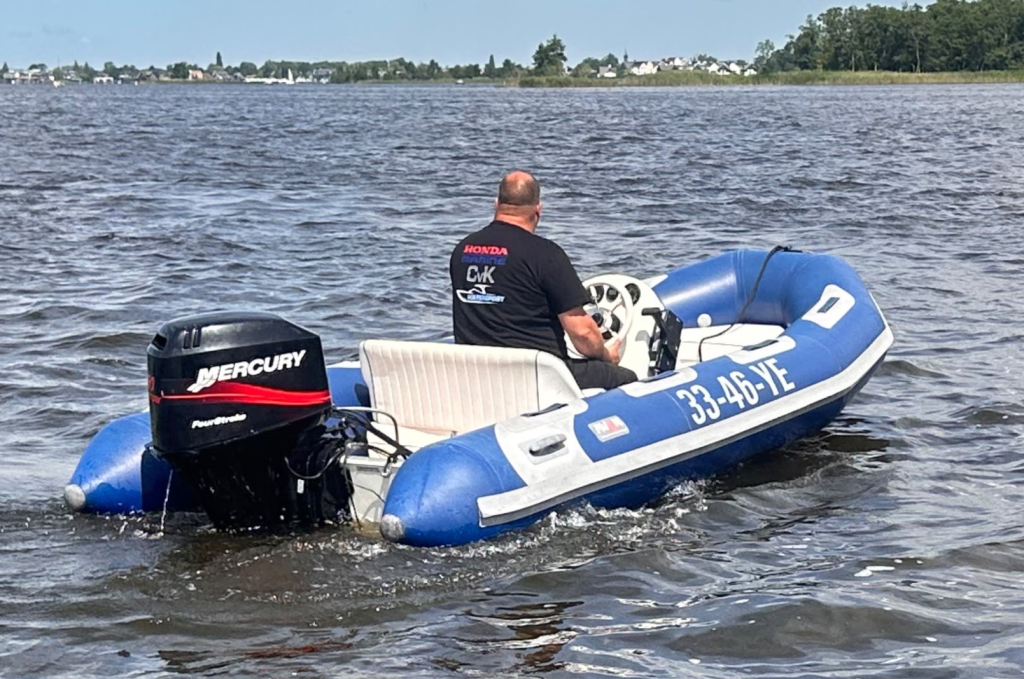 Avon Adventure 450 RIB 2000 – vaarklaar met 50 pk Mercury - Foto 3