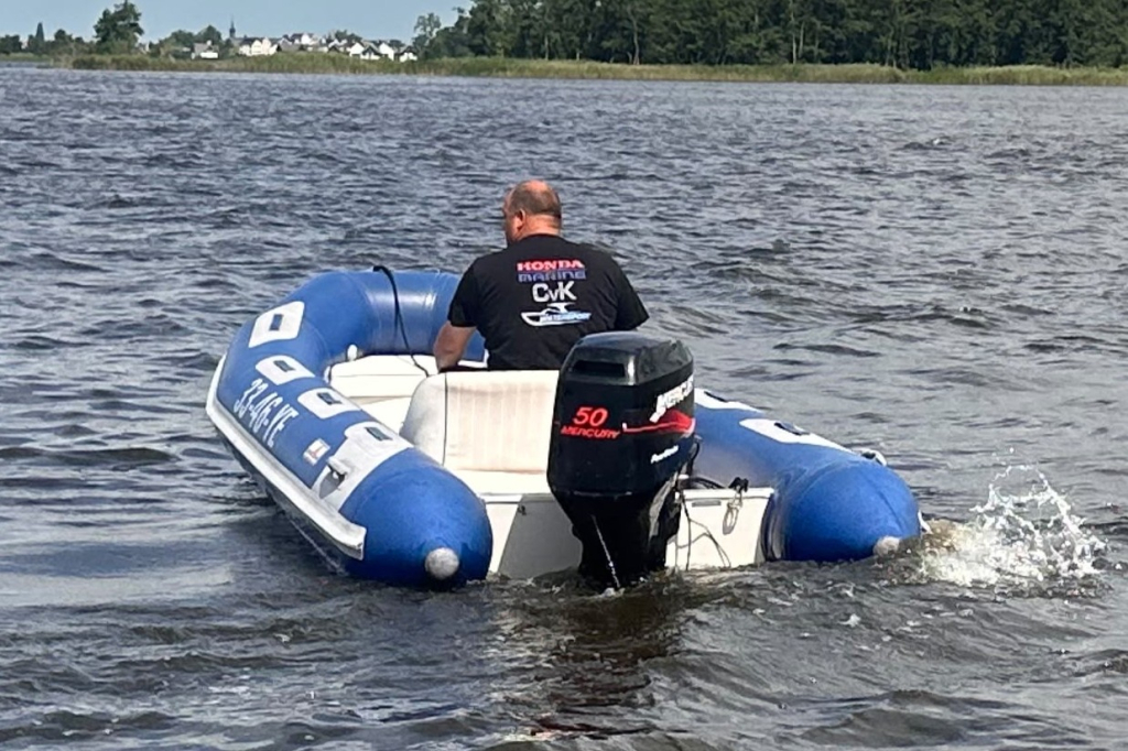 Avon Adventure 450 RIB 2000 – vaarklaar met 50 pk Mercury - Foto 4