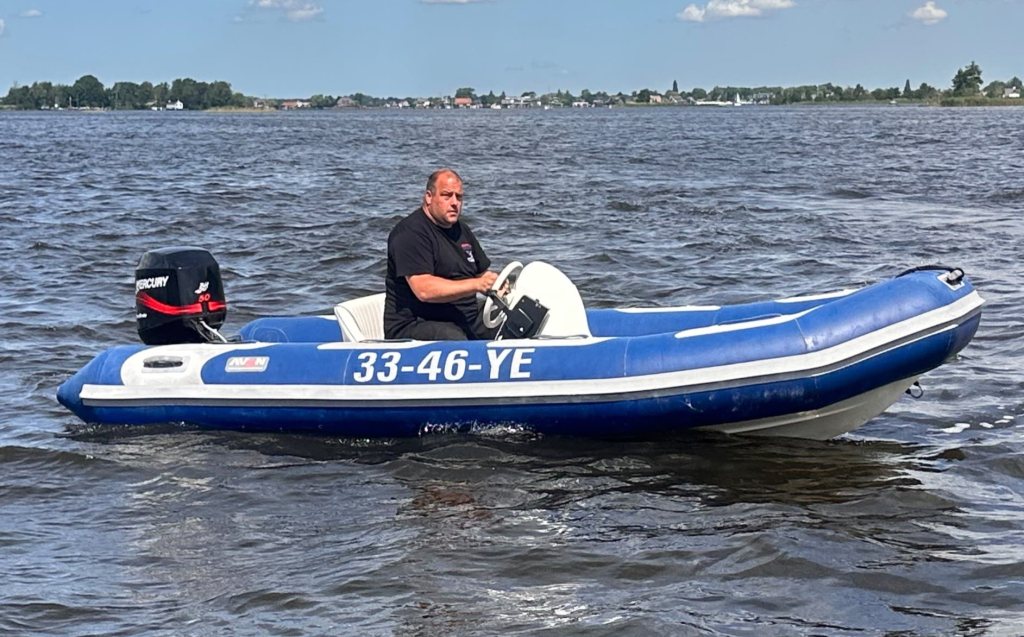 Avon Adventure 450 RIB 2000 – vaarklaar met 50 pk Mercury - Foto 6
