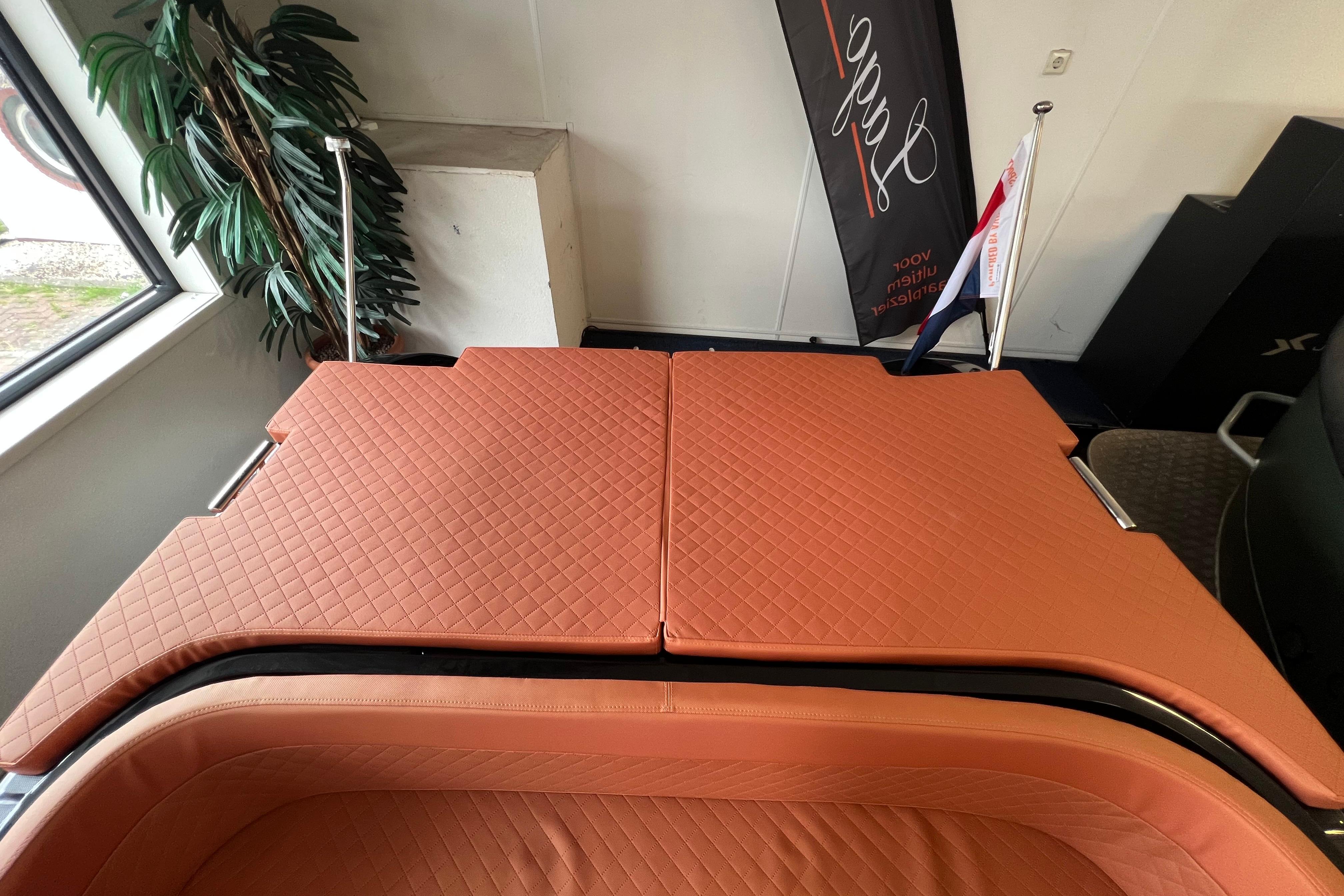 Lago Amore 606 Tender 2026 – compleet vaarklaar met buiskap - Foto 11