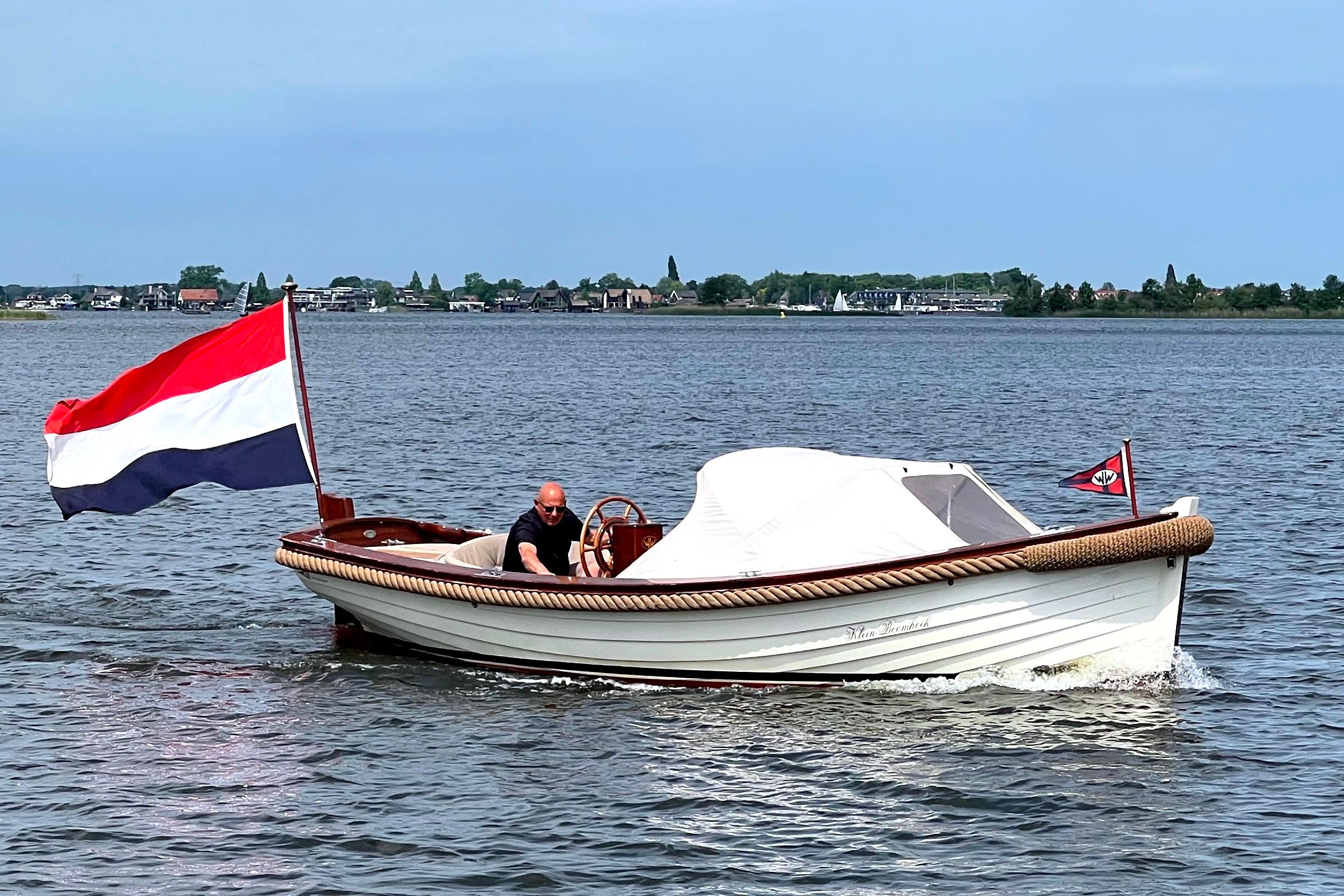 Wajer Kapiteinsloep 720 2006 – Teakhout & Volvo Penta diesel