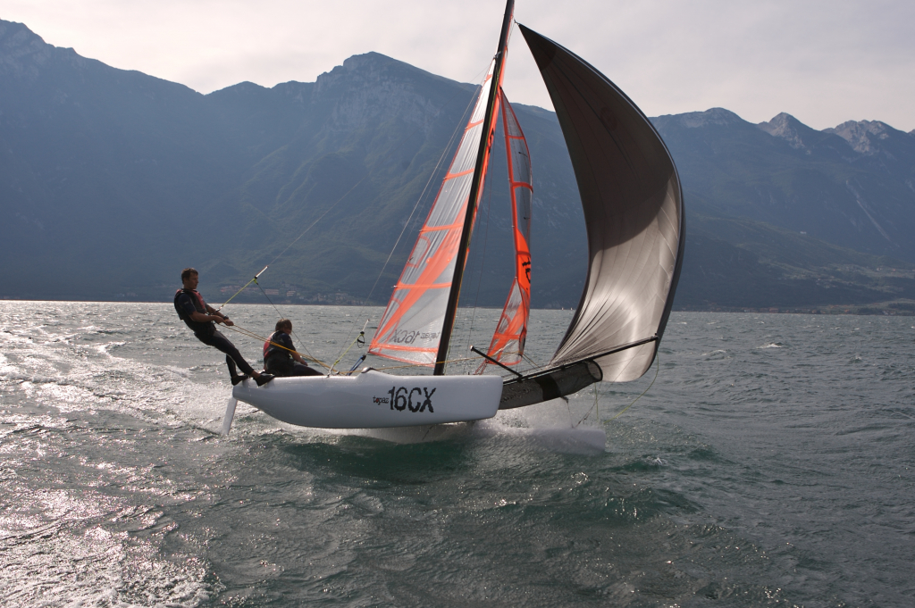Topper Cat16 2024 – Skeg-romp zonder zwaarden - Foto 12