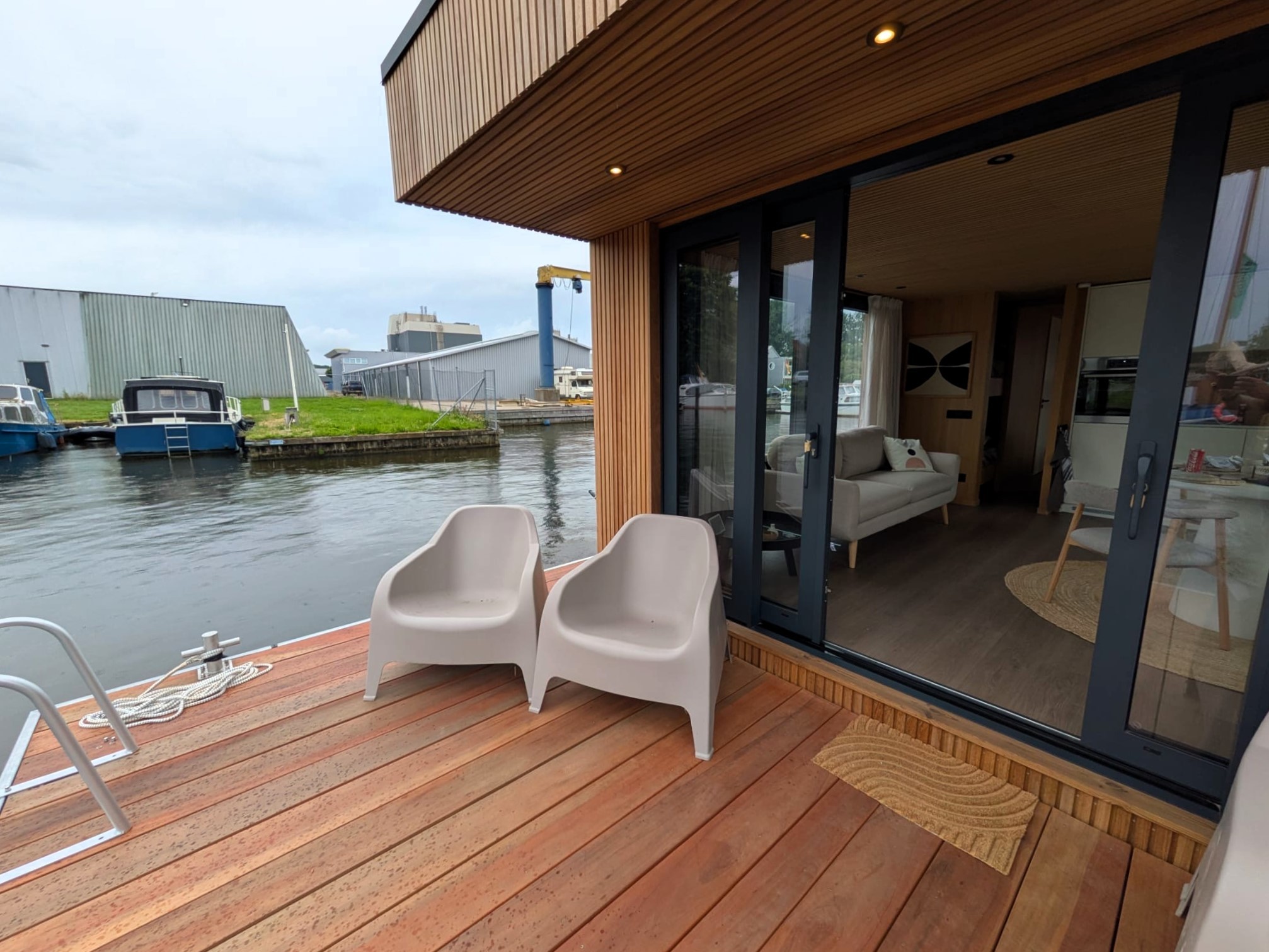 Surla 12 Houseboat 2025 – Zelfvoorzienend met ligplaats - Foto 7