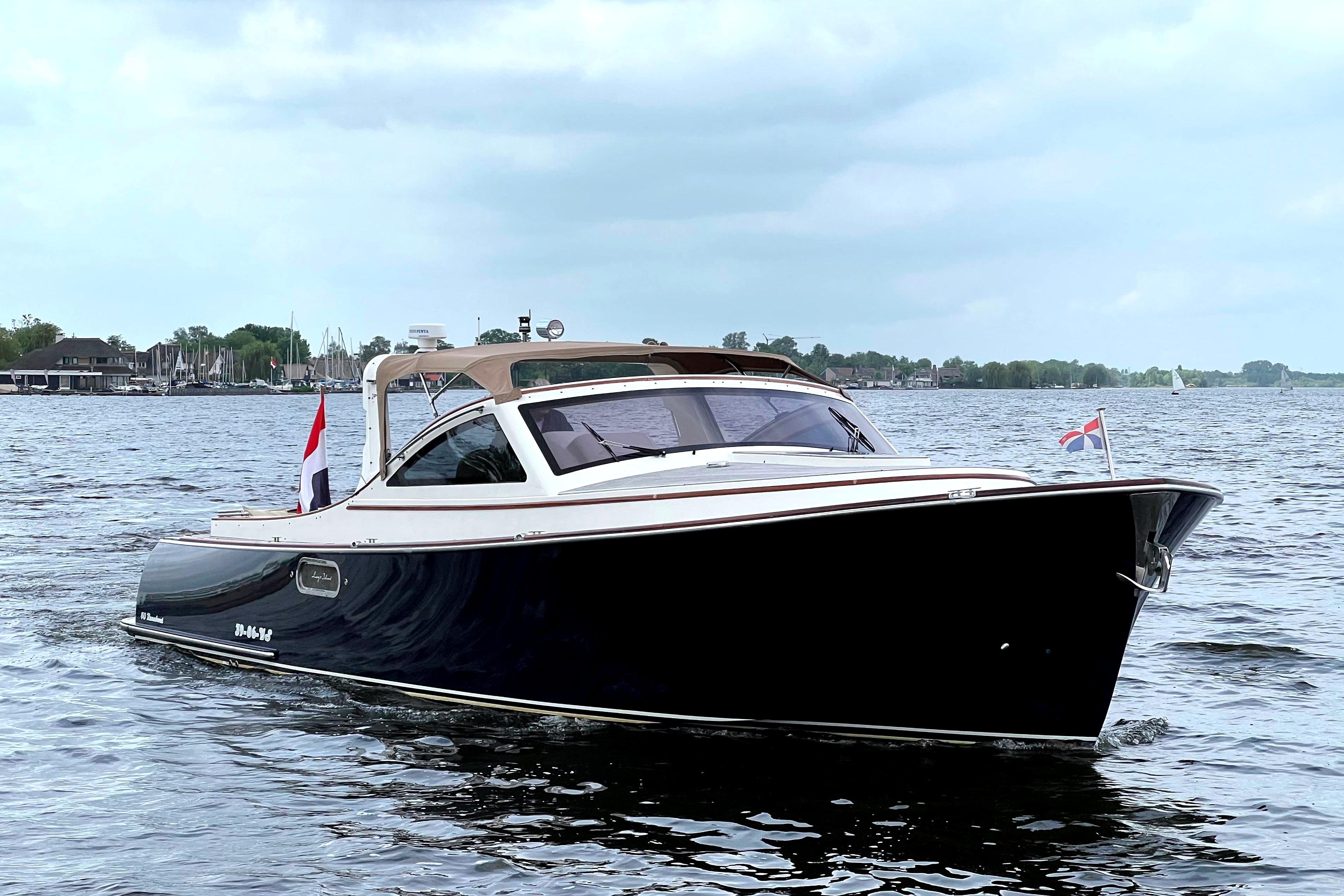 Long Island 40 Runabout 2012 – 12m luxe dagboot met IPS - Foto 1