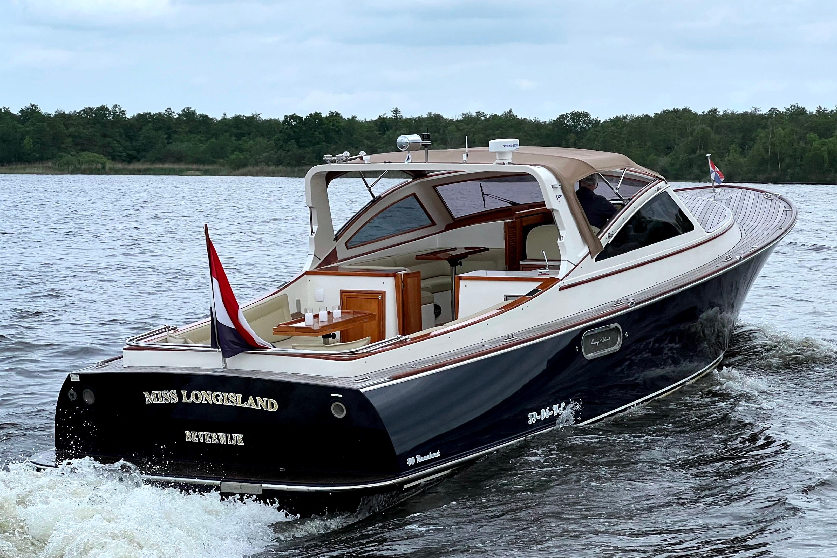 Long Island 40 Runabout 2012 – 12m luxe dagboot met IPS - Foto 3