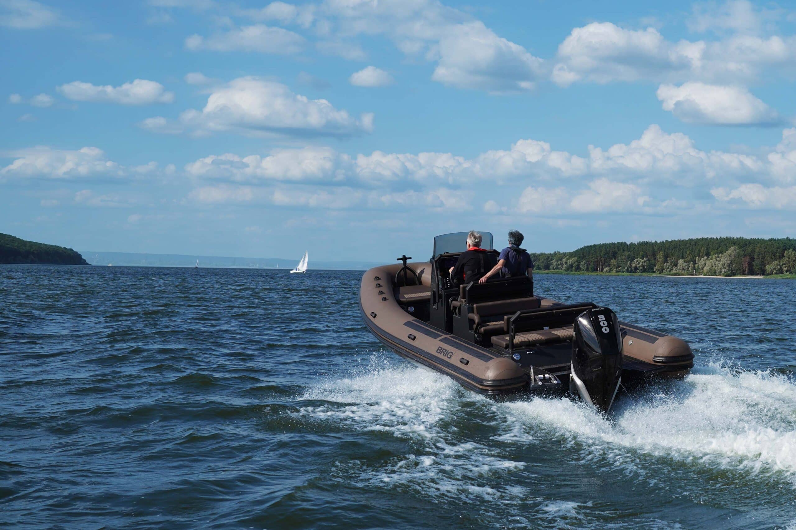 BRIG Navigator 2025 – V-bodem sloep van 7,98 meter - Foto 14