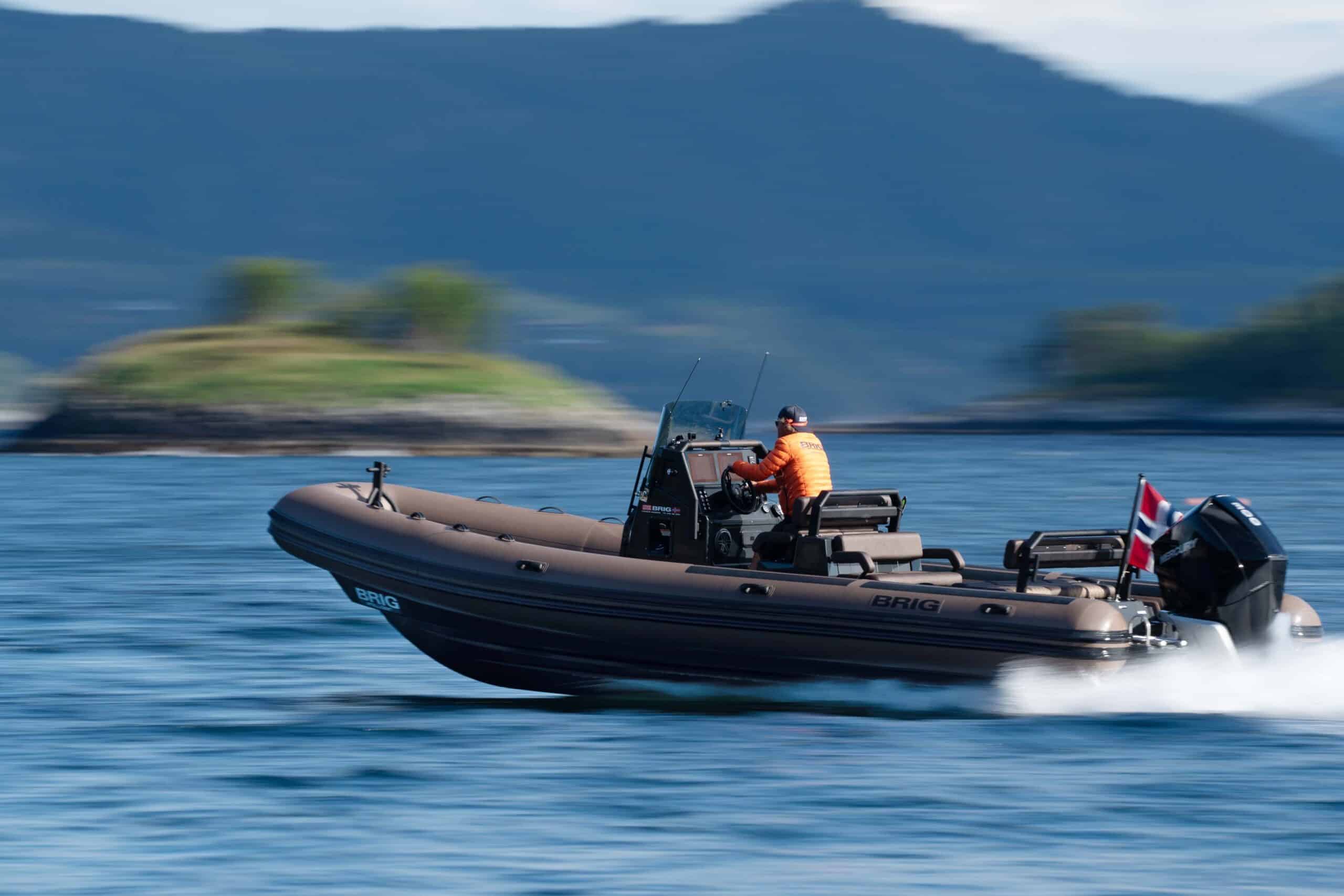 BRIG Navigator 2025 – V-bodem sloep van 7,98 meter - Foto 6