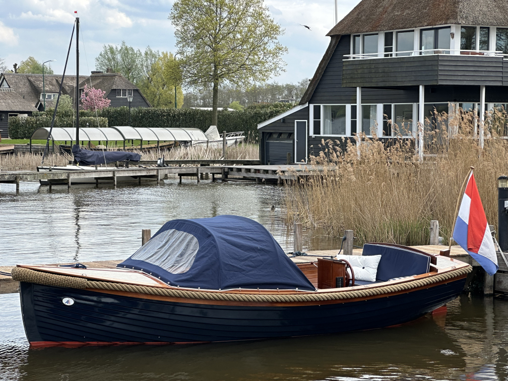 Akerboom Spiegelsloep 5.70 2002 – Mahonie & teak afwerking - Foto 18