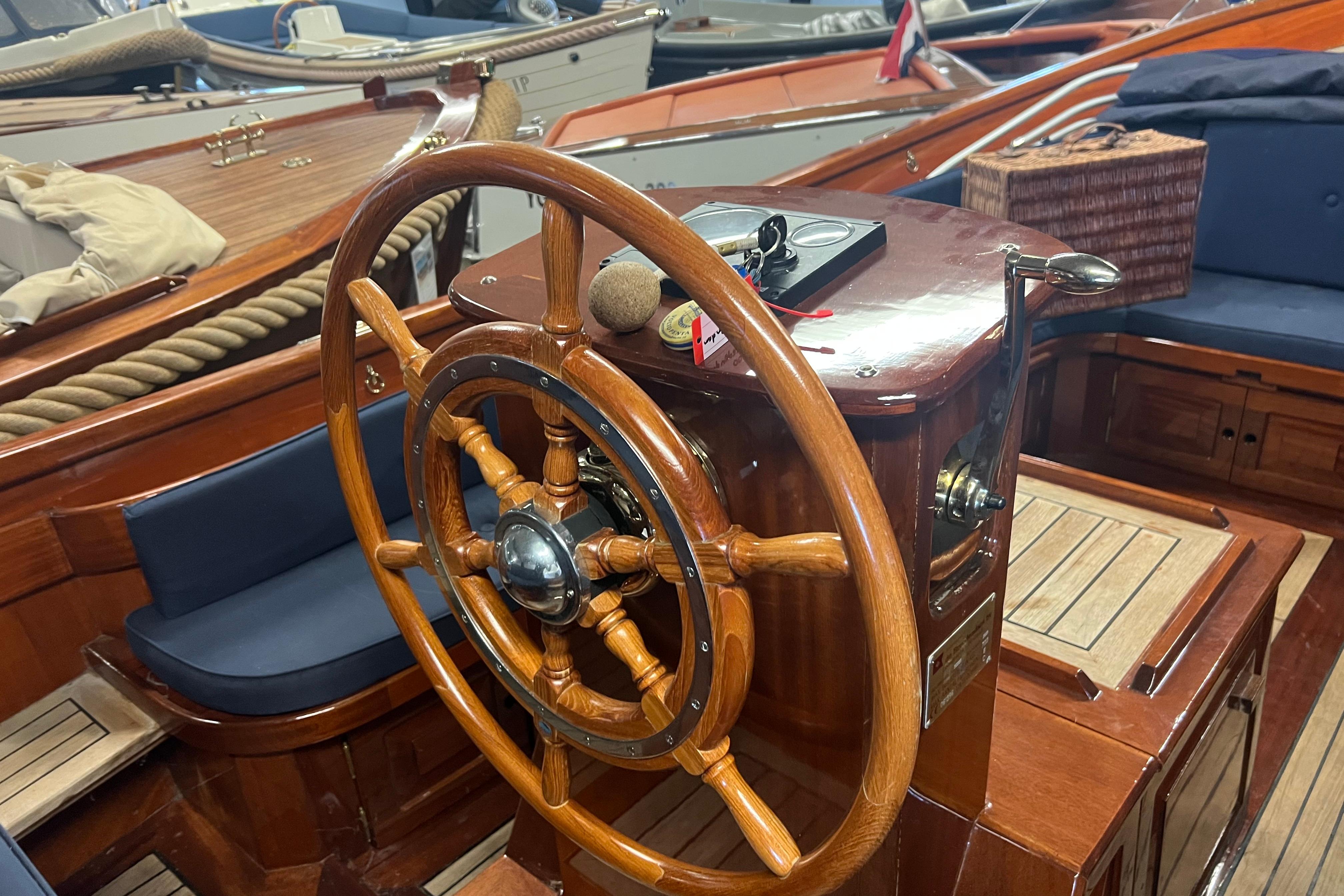 Breedendam 700 Sloep 2000 – Klassieke 7m diesel sloep - Foto 9