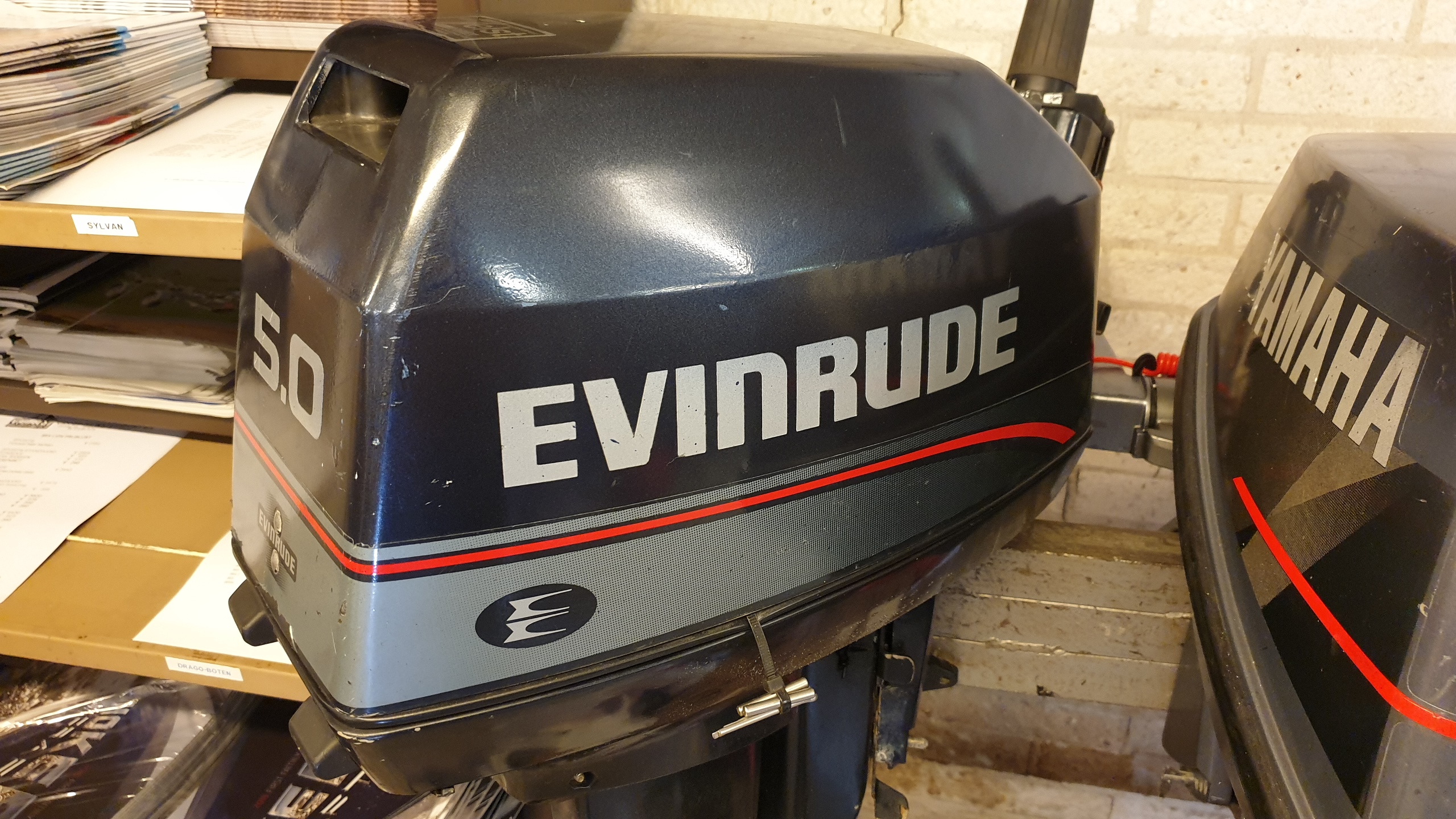 Evinrude 5pk 2-takt 1997 – Compacte buitenboordmotor