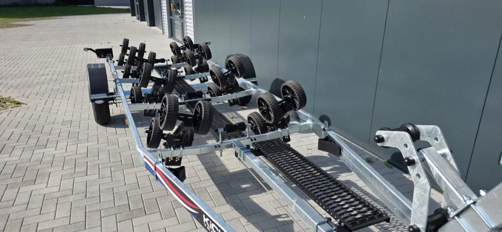 KT1800 XL Multiroller LED Kicktrailer Boottrailer voor tot 7 meter, Geremd - Foto 5