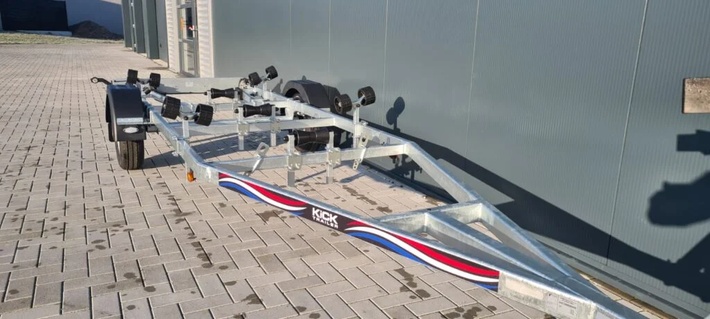 KT750 XL V Bun Kicktrailer voor boten 5-6.2M | 100 km/u Duitsland, ongeremd - Foto 4