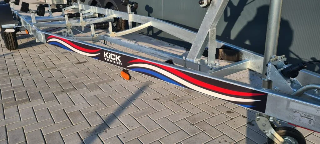 Kicktrailer KT2000 Led: Geremde Boottrailer voor Boten tot 7.5m - Foto 3