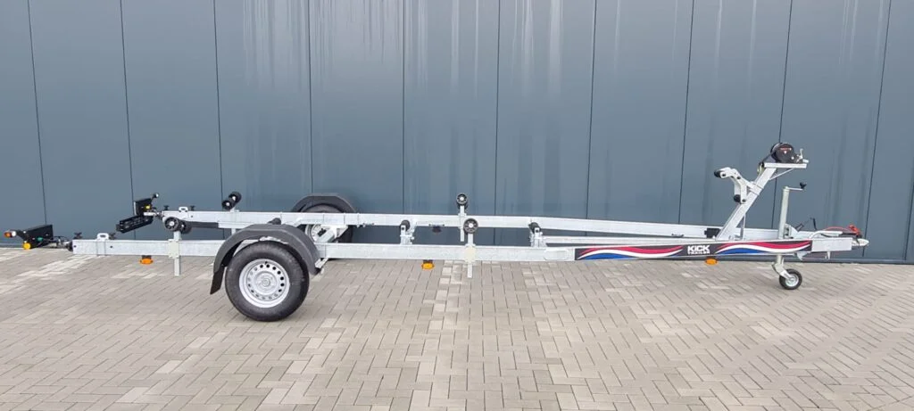 KT 1800 XL Tender Kicktrailer, Geremde boottrailer met Nederlands Kenteken - Foto 1