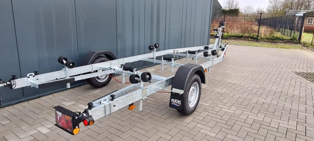 KT 1800 XL Tender Kicktrailer, Geremde boottrailer met Nederlands Kenteken - Foto 7