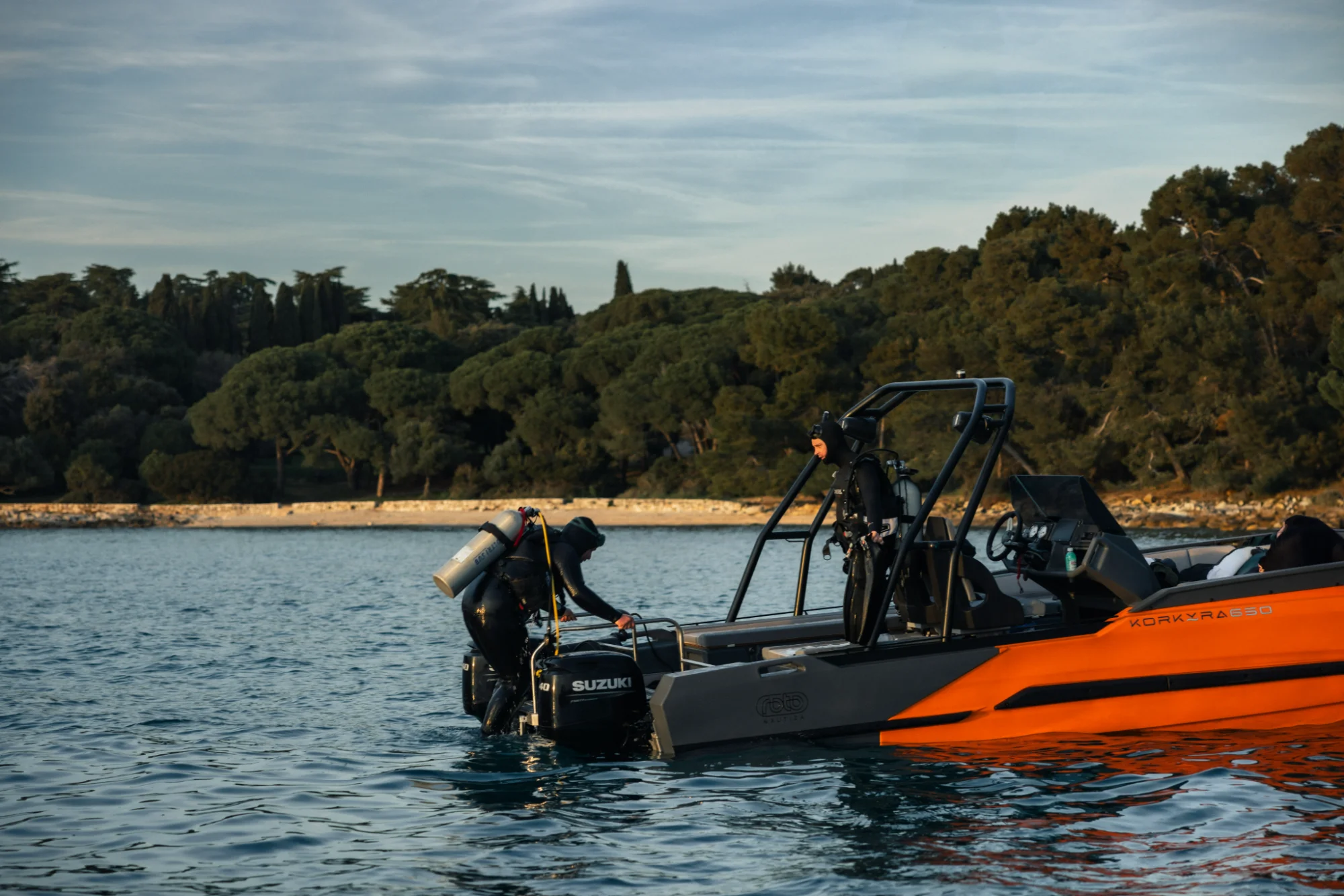 Roto Nautica Korkyra 650 Pro 2026 – werkboot met front-loading - Foto 6