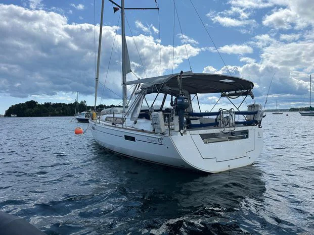 Beneteau Oceanis 45 2012 – Complete Uitrusting