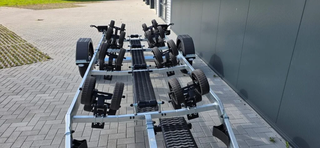 KT1500 XL Multiroller LED Kicktrailer: Geremde Boottrailer tot 7 Meter - Foto 5