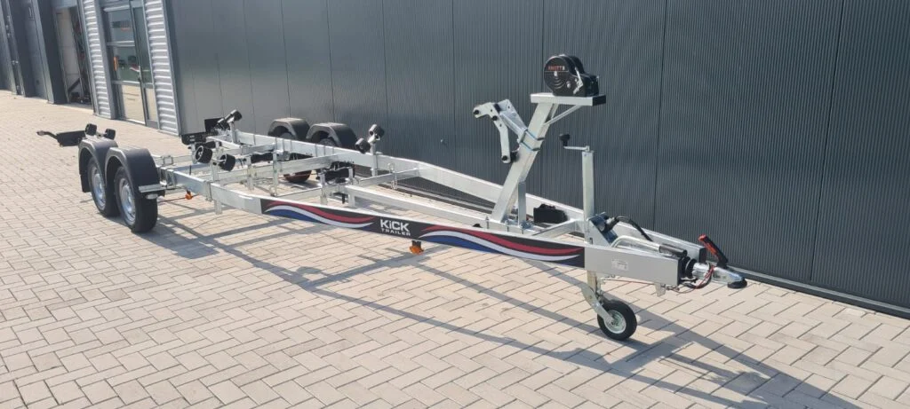 KT2500 XL Tender Kicktrailer, Geremde Boottrailer voor boten tot 7.5m - Foto 2