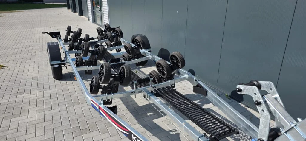 KT1300 XL Multiroller LED Kicktrailer voor 7m boten, Geremd - Foto 5