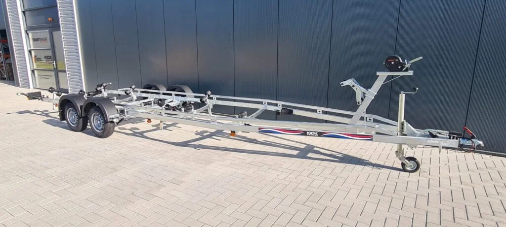 KT2500 XXL LED Kicktrailer, Geremde boottrailer (8.5m / 2500kg) - Foto 3