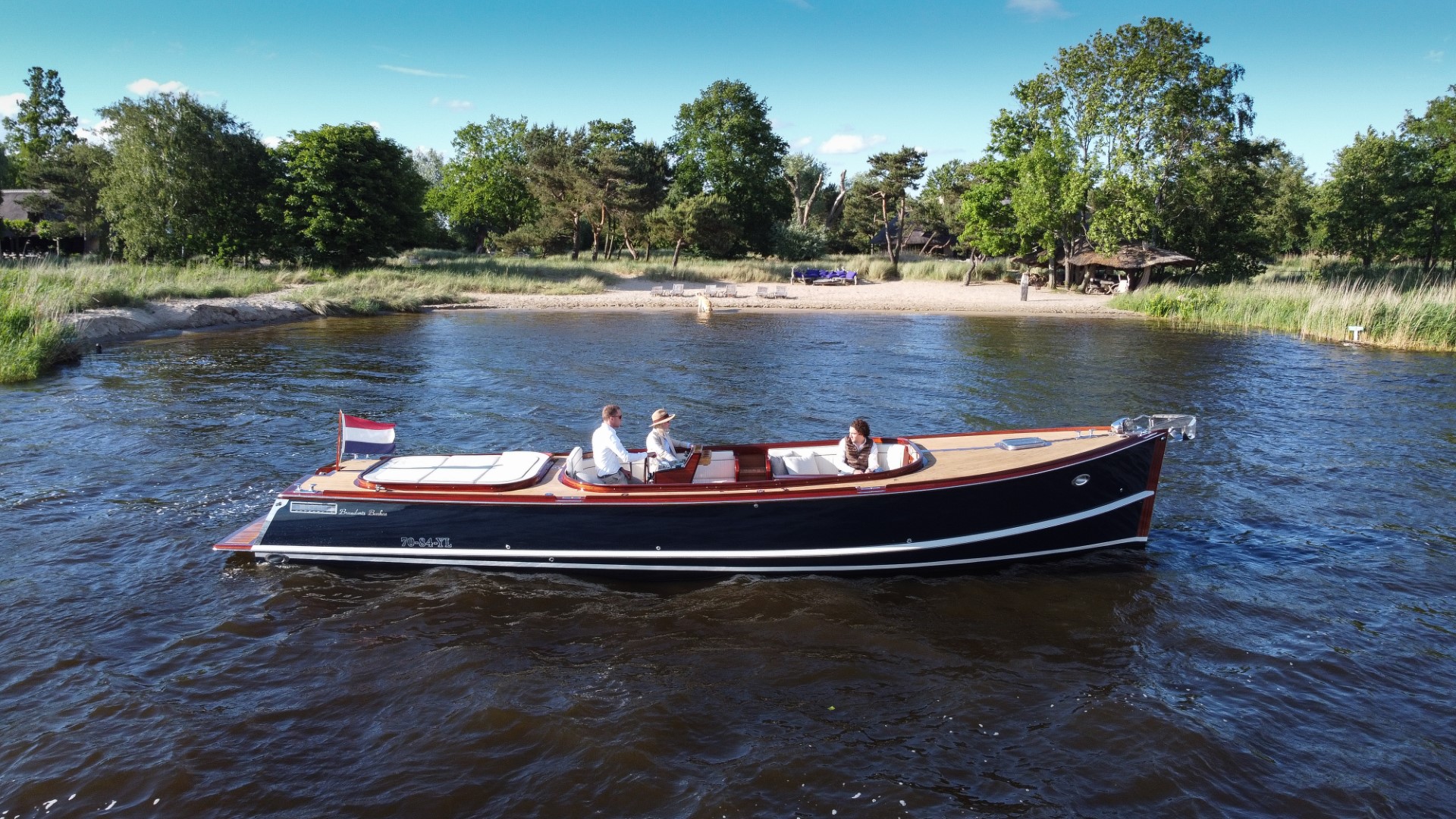 Brandaris Barkas 1100 Open: Ultieme Vaarvrijheid Ervaren - Foto 3
