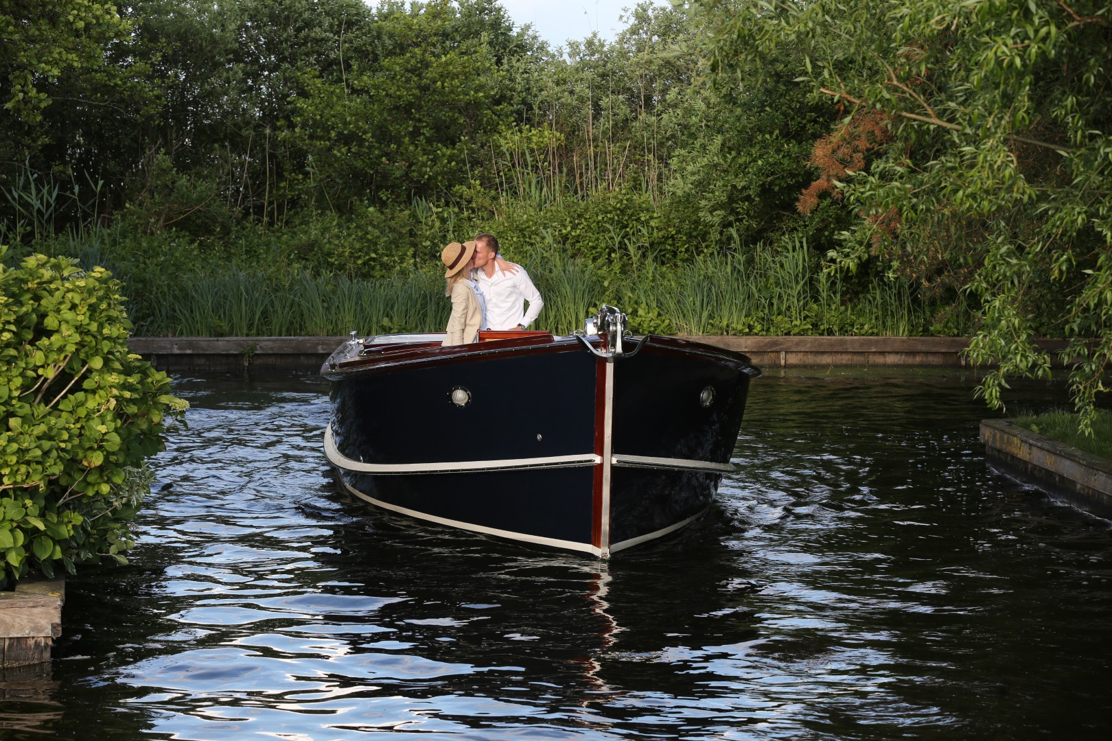 Brandaris Barkas 1100 Open: Ultieme Vaarvrijheid Ervaren - Foto 1