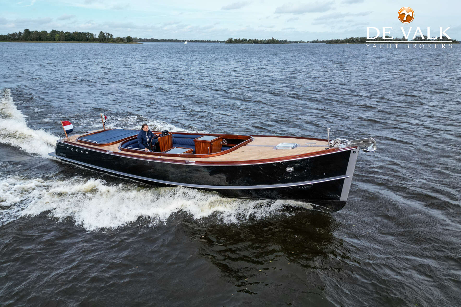 Brandaris Barkas - Varen in Stijl