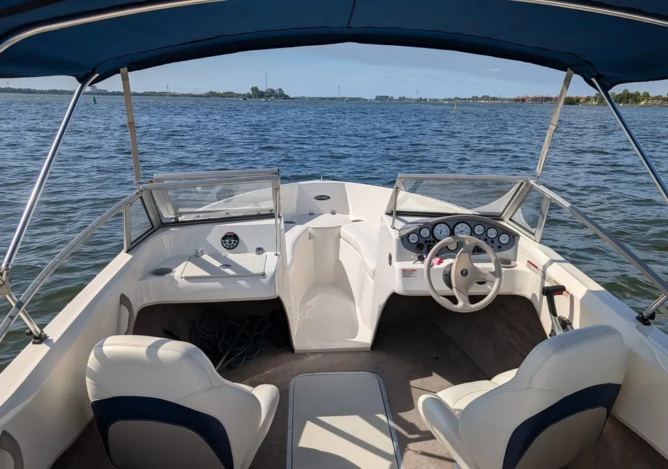 Stingray 195RX 2012 – Sportieve speedboot met 138 pk - Foto 3