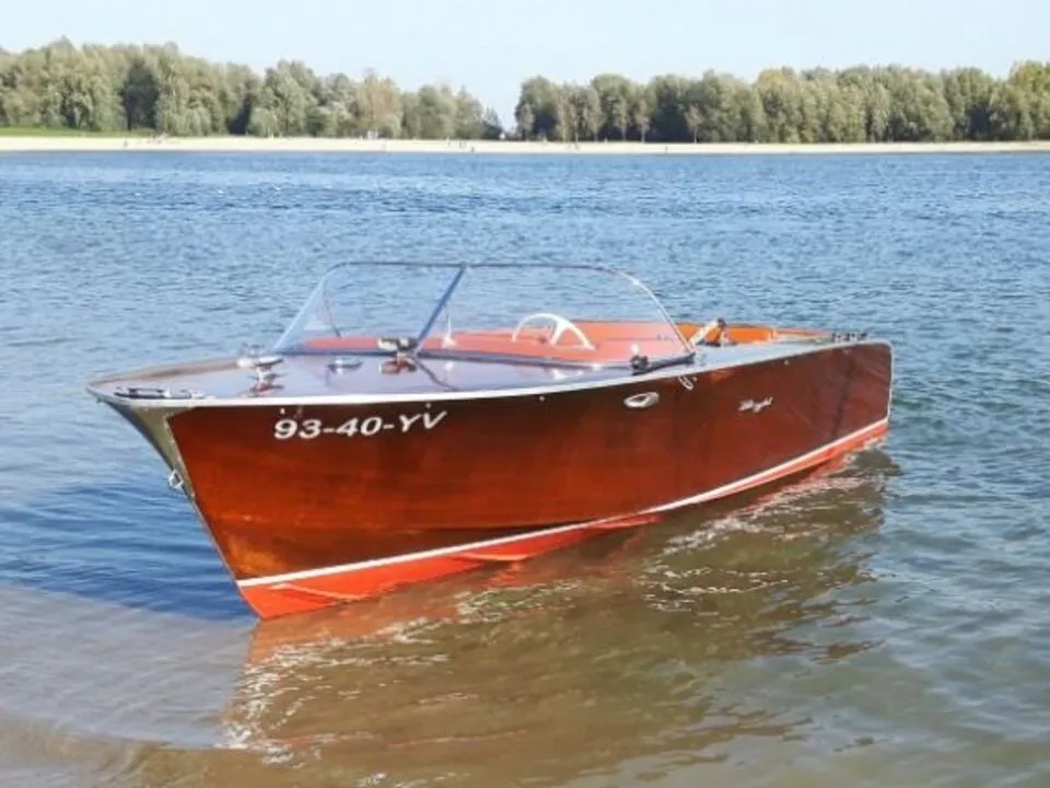 Pedrazzini Cavallino 570 1971 – houten speedboot met Volvo Penta - Foto 1
