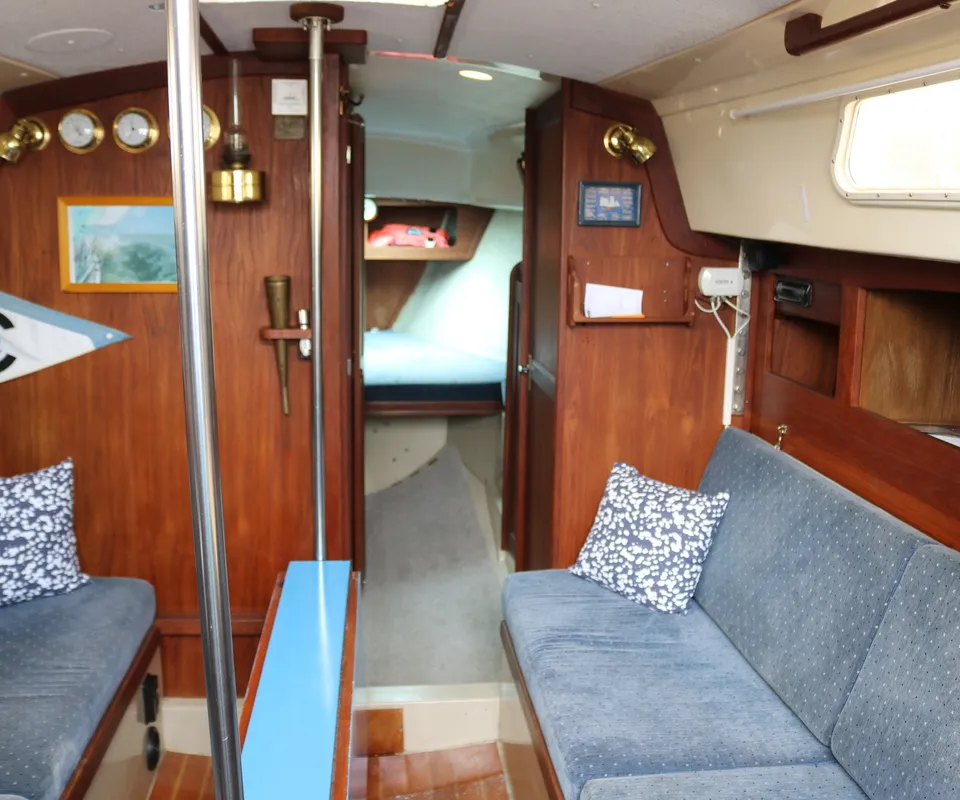 Cal 31 1979 – Océanganger met nieuwe Vetus motor - Foto 2