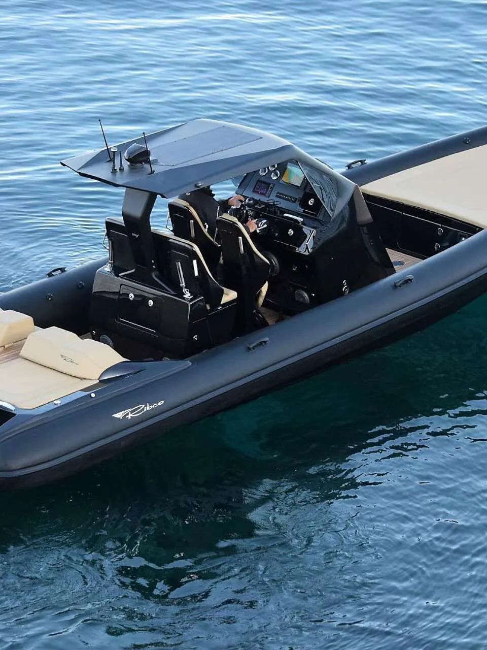 RIBCO Seafarer 36 2026 – Twin 300HP Outboards - Foto 3