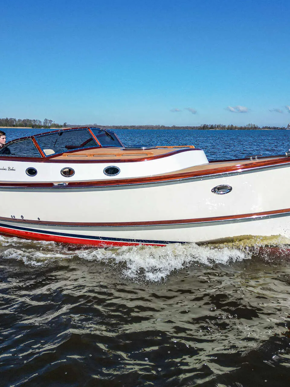 Brandaris 1100 Suite 2010 – Snelle cruiser klassiek design - Foto 1