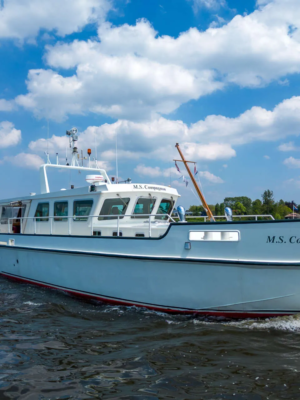 Woonboot MS COMPAGNON 1965 – klassiek Nederlandse stalen motorjacht - Foto 1