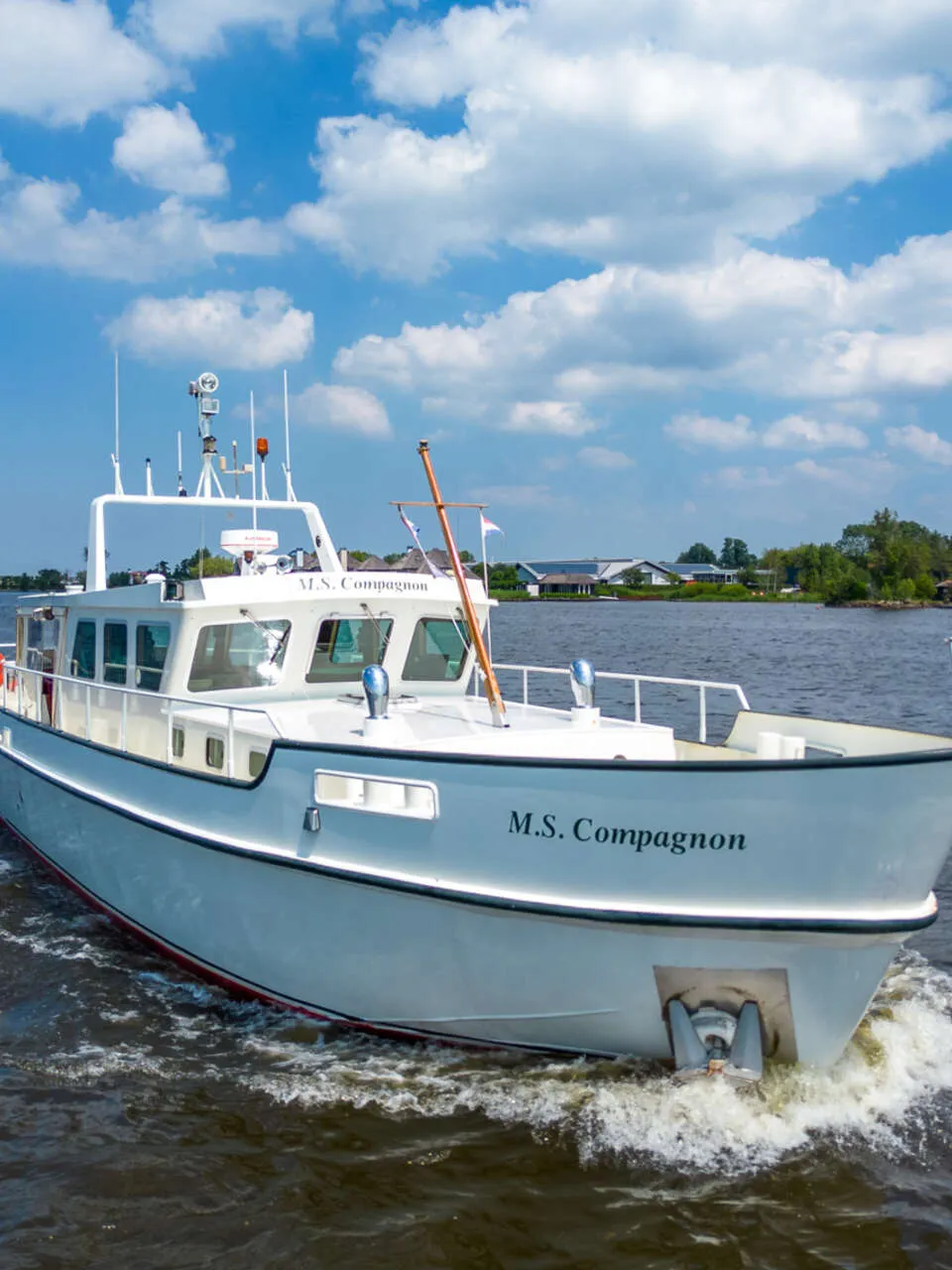 Woonboot MS COMPAGNON 1965 – klassiek Nederlandse stalen motorjacht - Foto 3