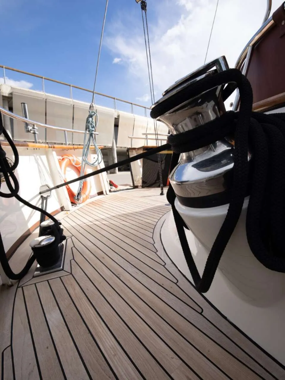 Laurent Giles Motorsailer Steel 2001 – Offshore Steel Build - Foto 3