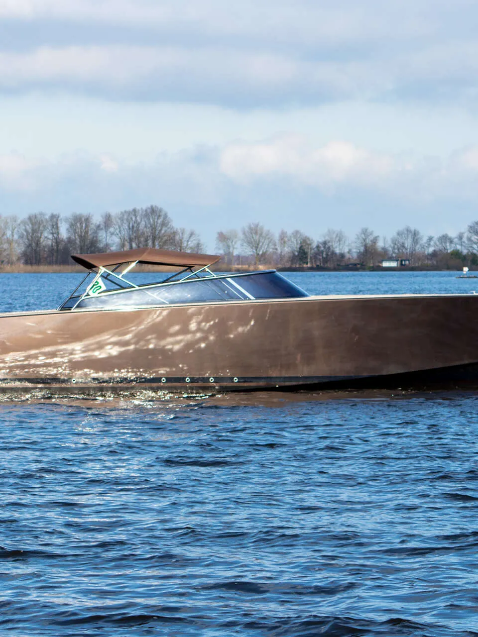 VanDutch 40 2009 – minimalistisch design met cruisepotentie - Foto 3