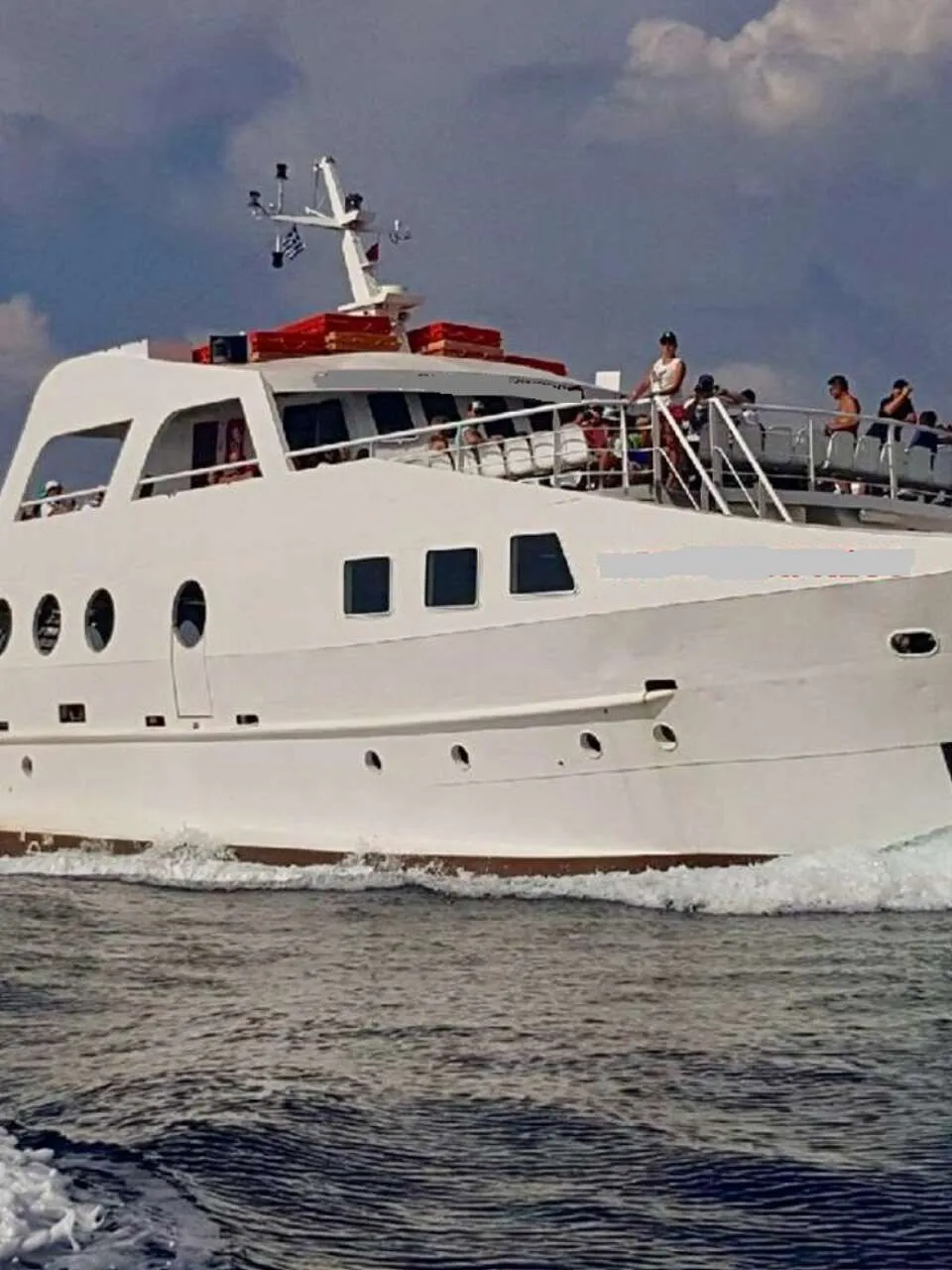 AUTO-/PERSONENVEERBOOT 33 1980 – Commerciële Veerboot 225 PAX - Foto 1