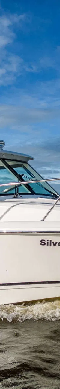 Boston Whaler 285 Conquest Pilothouse 2022 – Twin V8 outboards - Foto 2