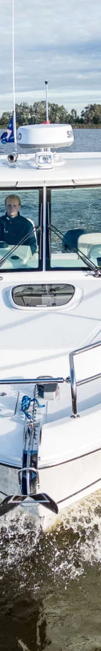Boston Whaler 285 Conquest Pilothouse 2022 – Twin V8 outboards - Foto 10
